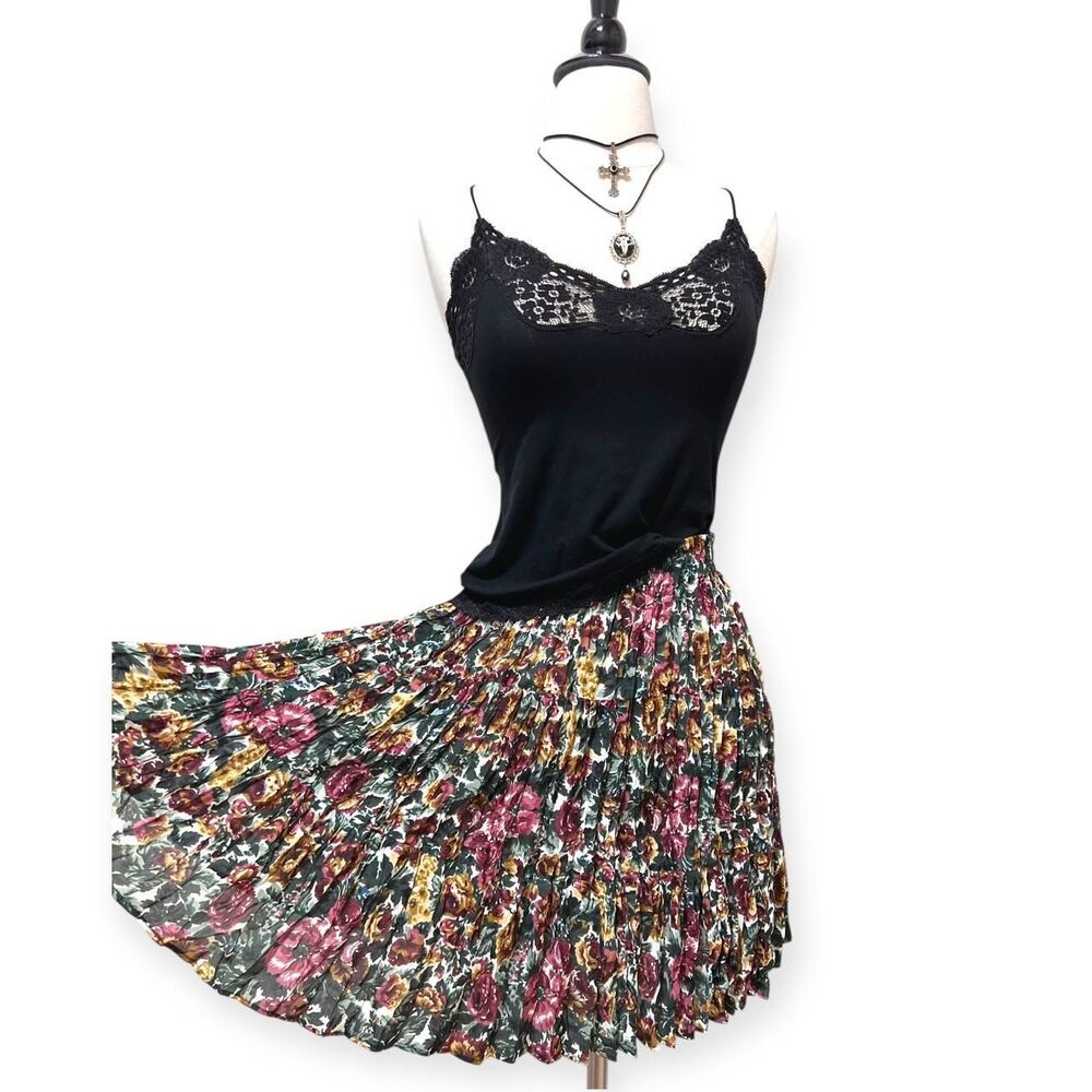Vintage 90s Express Tiered Mini Skirt Women's Small Floral Broomstick